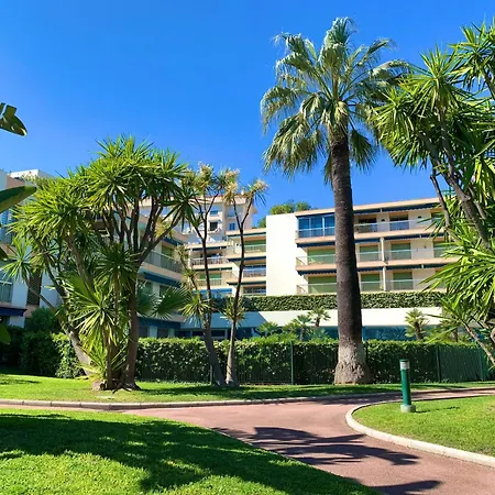 Vue & Front De Mer, Piscines, 55m2 2pieces 戛纳